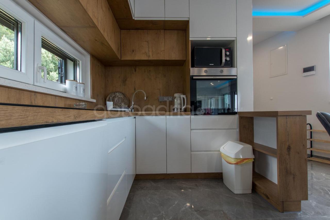 Seashell - Luxury Seaview Apartments Makarska Eksteriør bilde